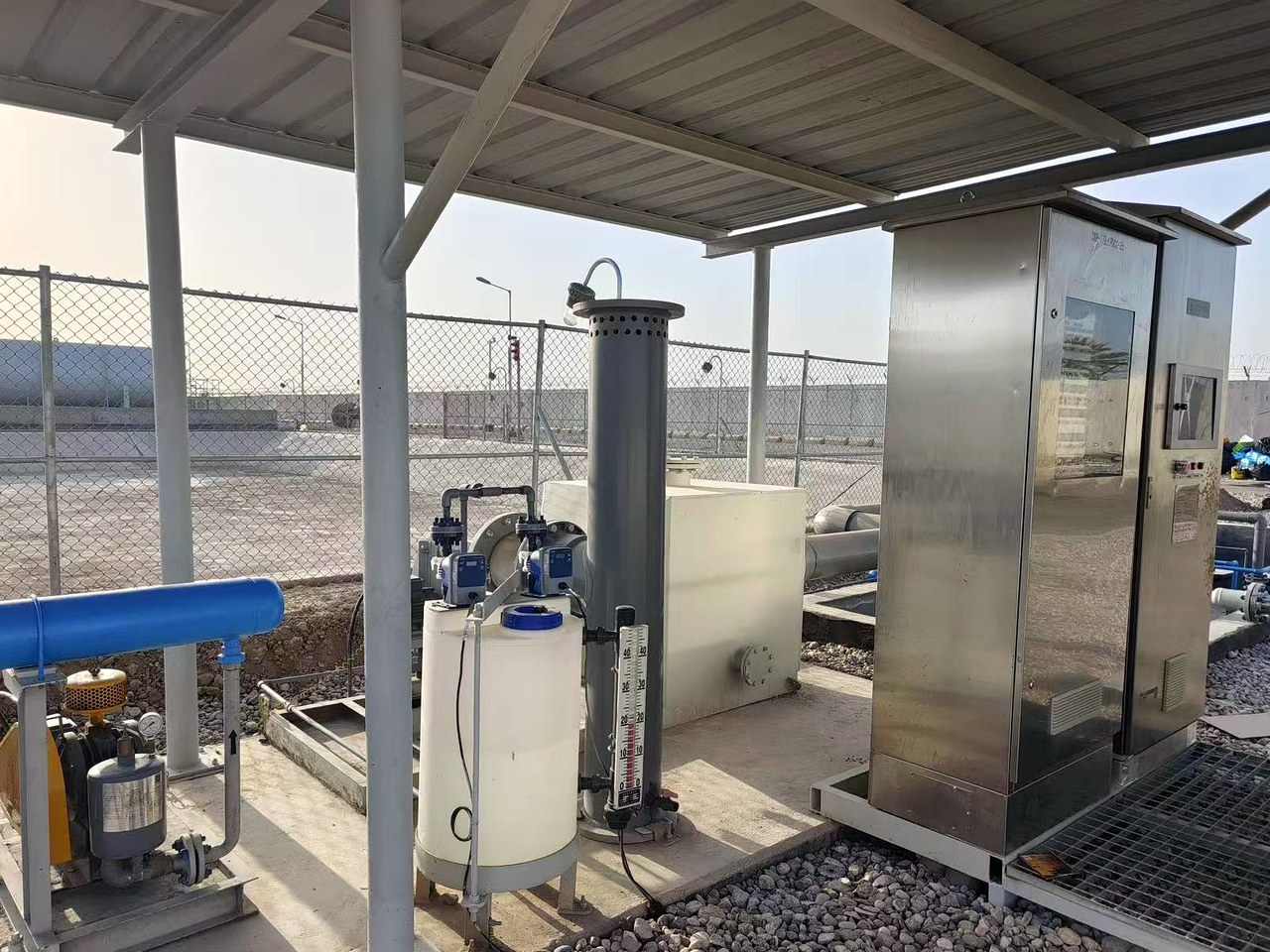 STP chemical dosing and degassing package